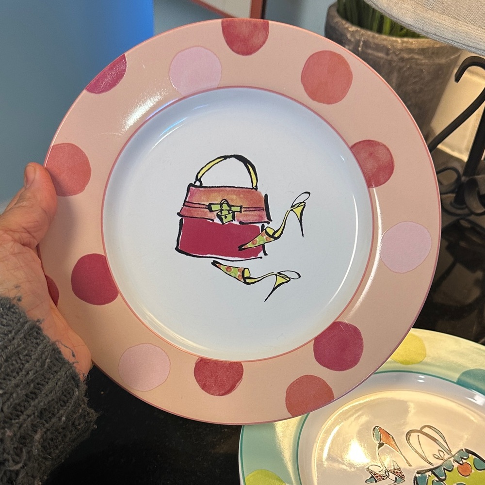 Rosanna White Plate with Elegant Design